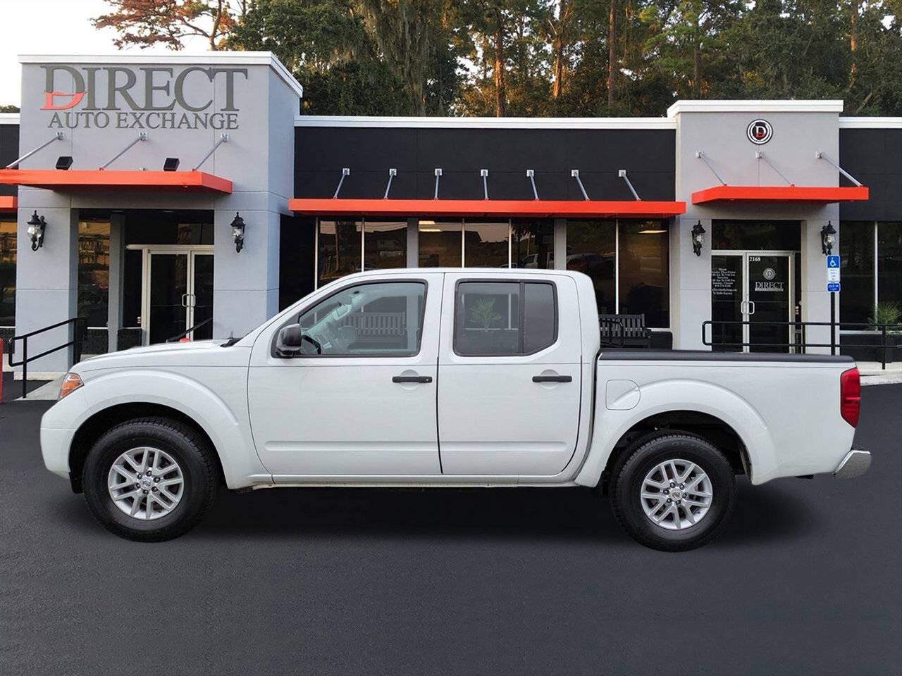 Nissan Frontier S Crew Cab 6MT 2WD 2019