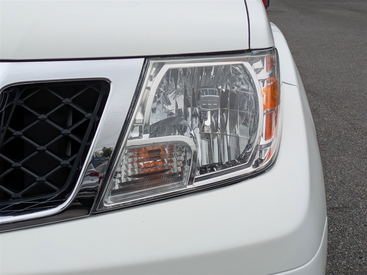 Nissan Frontier S Crew Cab 6MT 2WD 2019