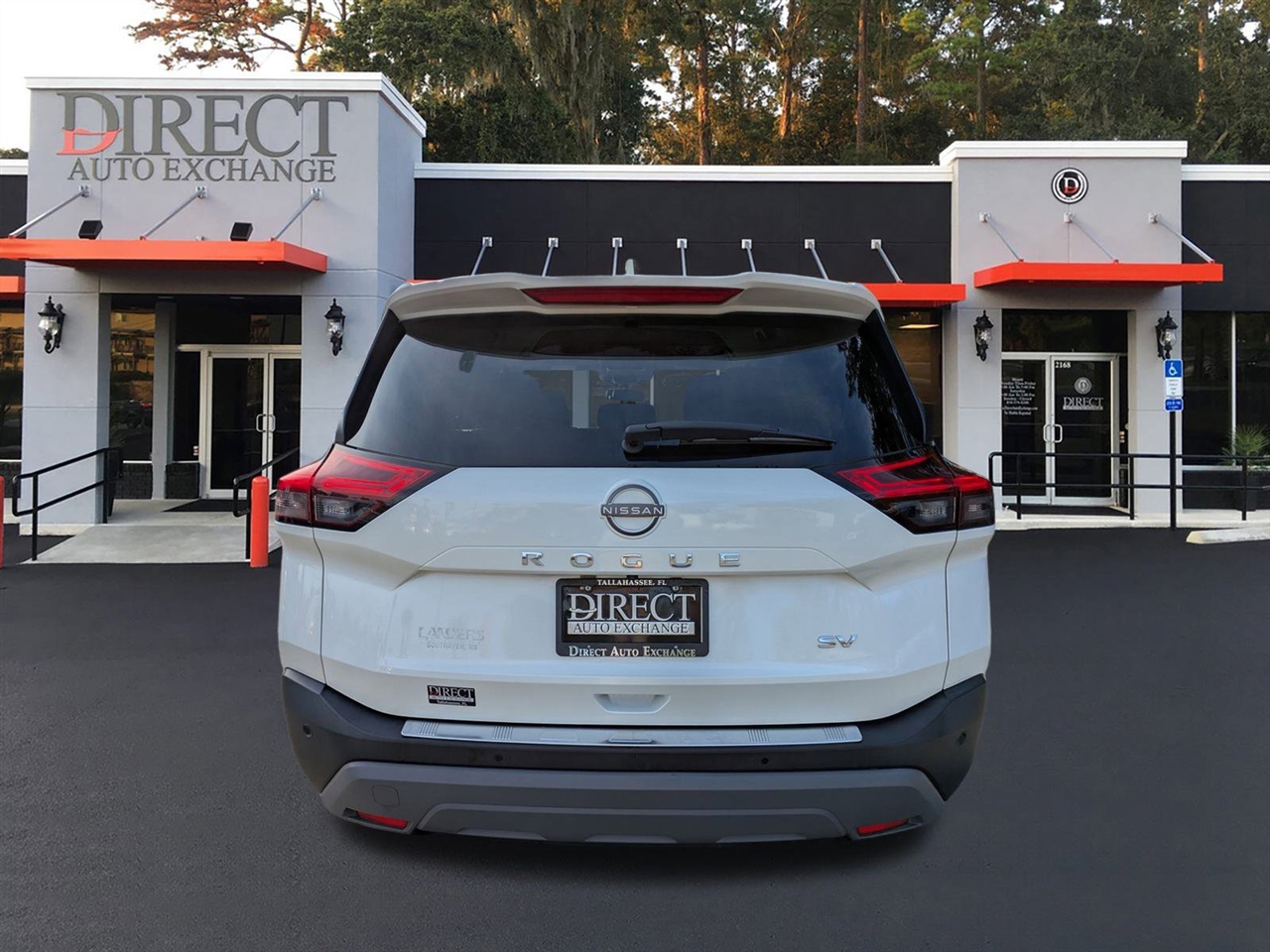 2023 Nissan Rogue SV photo 3