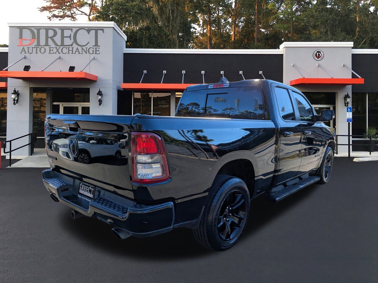RAM 1500 Big Horn Quad Cab 2WD 2021