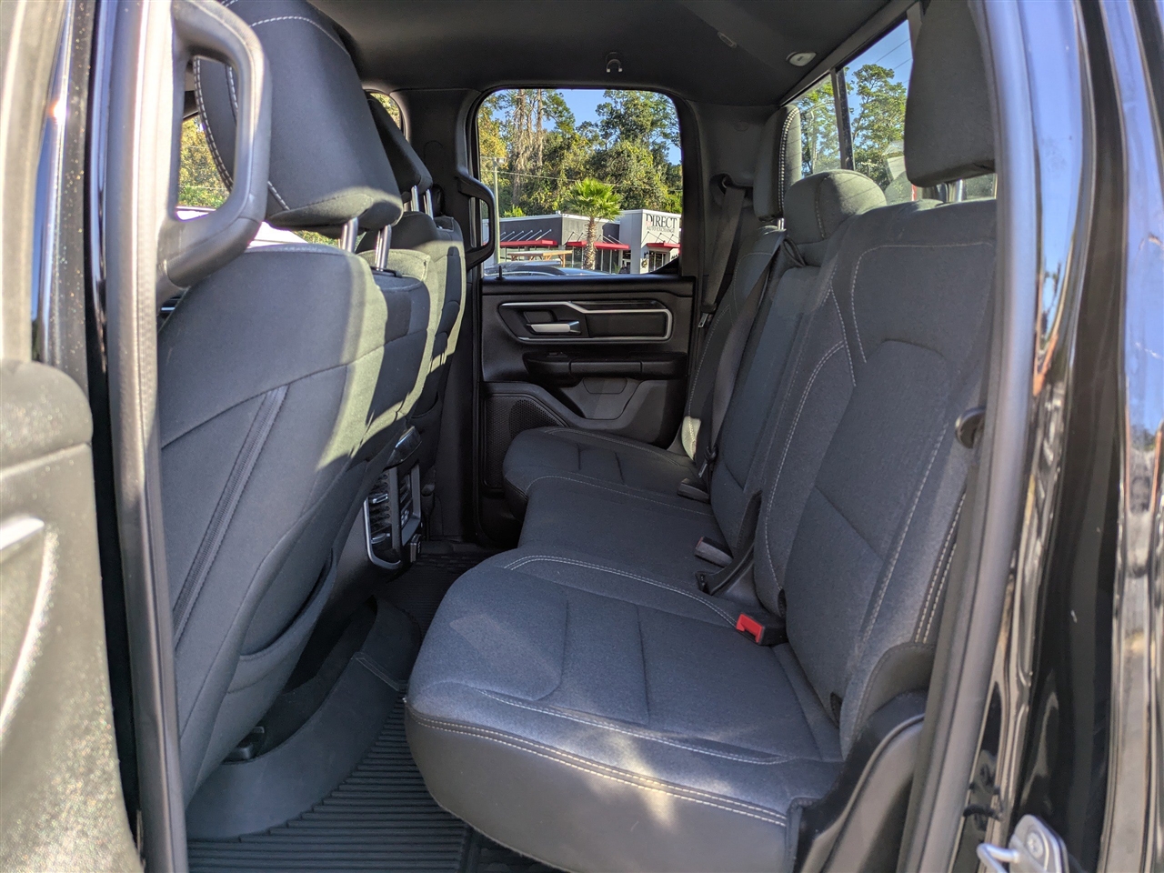 RAM 1500 Big Horn Quad Cab 2WD 2021