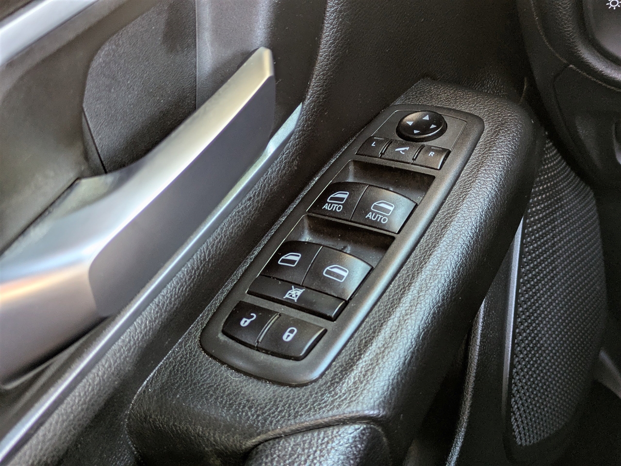 RAM 1500 Big Horn Quad Cab 2WD 2021