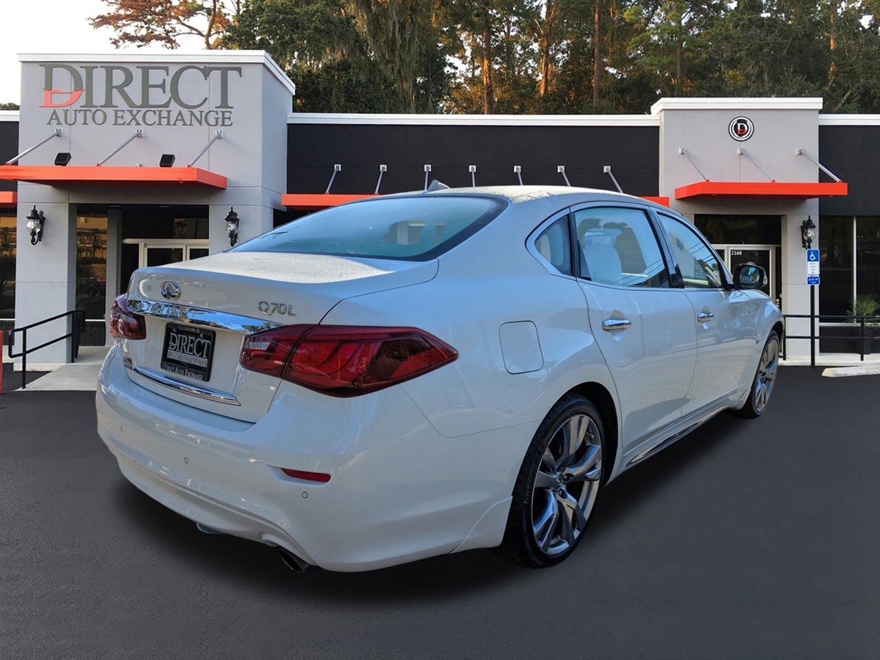 2018 Infiniti Q70 3.7 photo 4