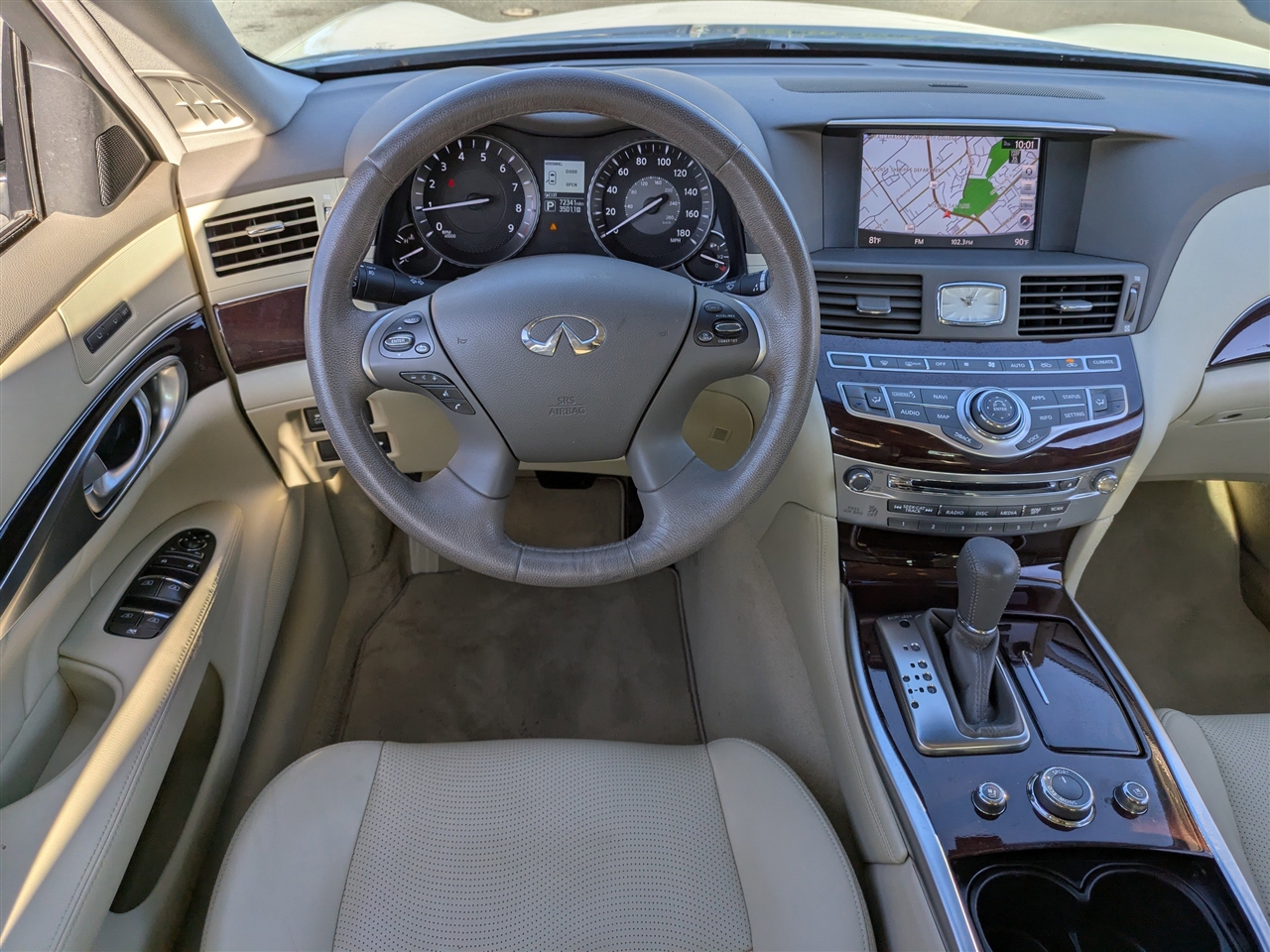 Infiniti Q70 L 3.7 2018