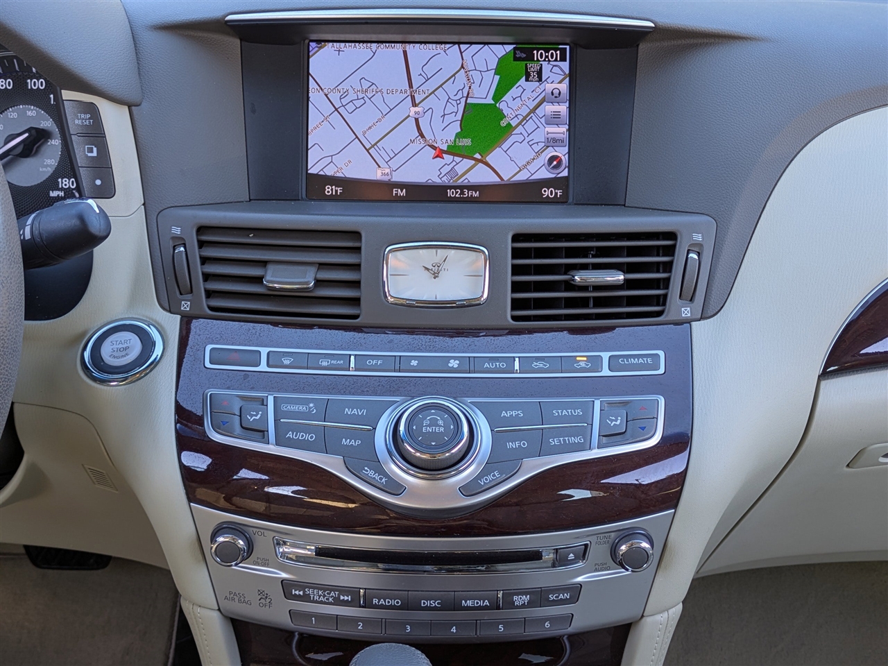 Infiniti Q70 L 3.7 2018