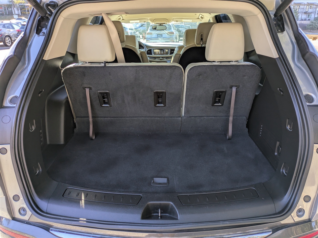 Buick Enclave Essence FWD 2018