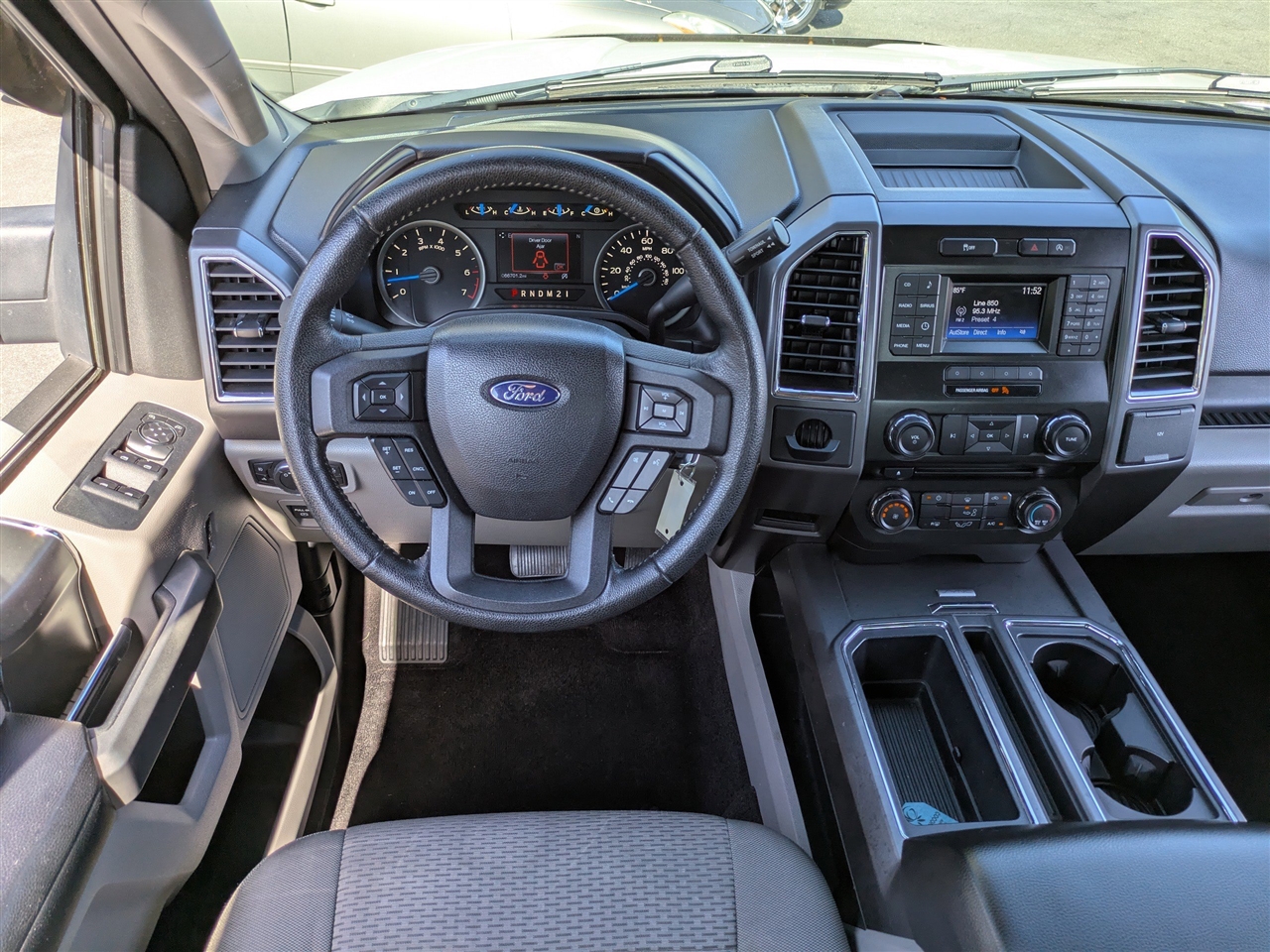 Ford F-150 XLT SuperCab 8-ft. 2WD 2015