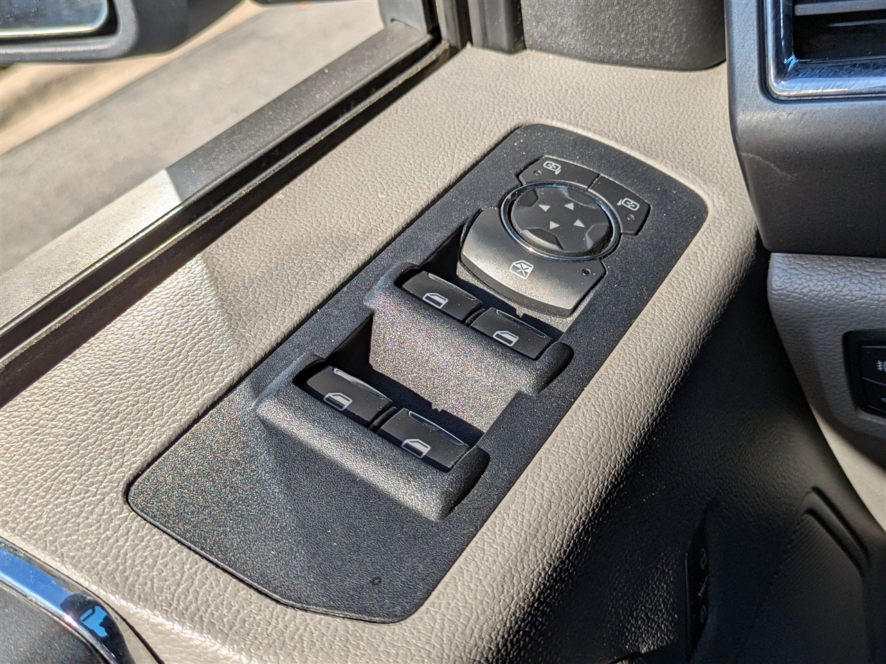 Ford F-150 XLT SuperCab 8-ft. 2WD 2015