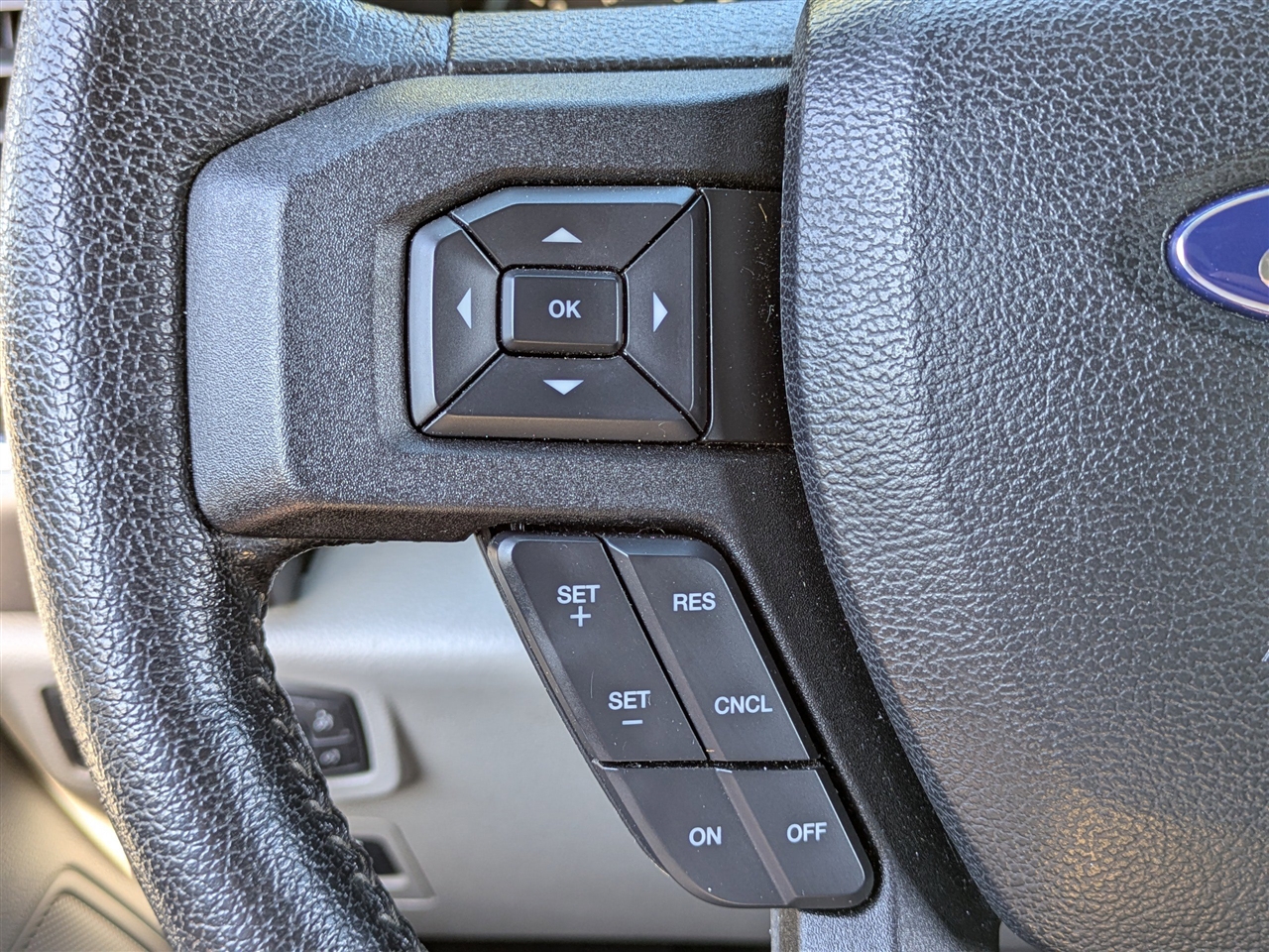 Ford F-150 XLT SuperCab 8-ft. 2WD 2015