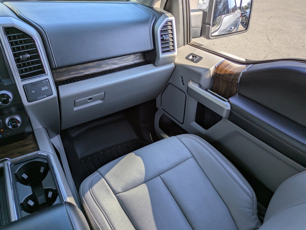 Ford F-150 Lariat SuperCrew 6.5-ft. Bed 4WD 2020