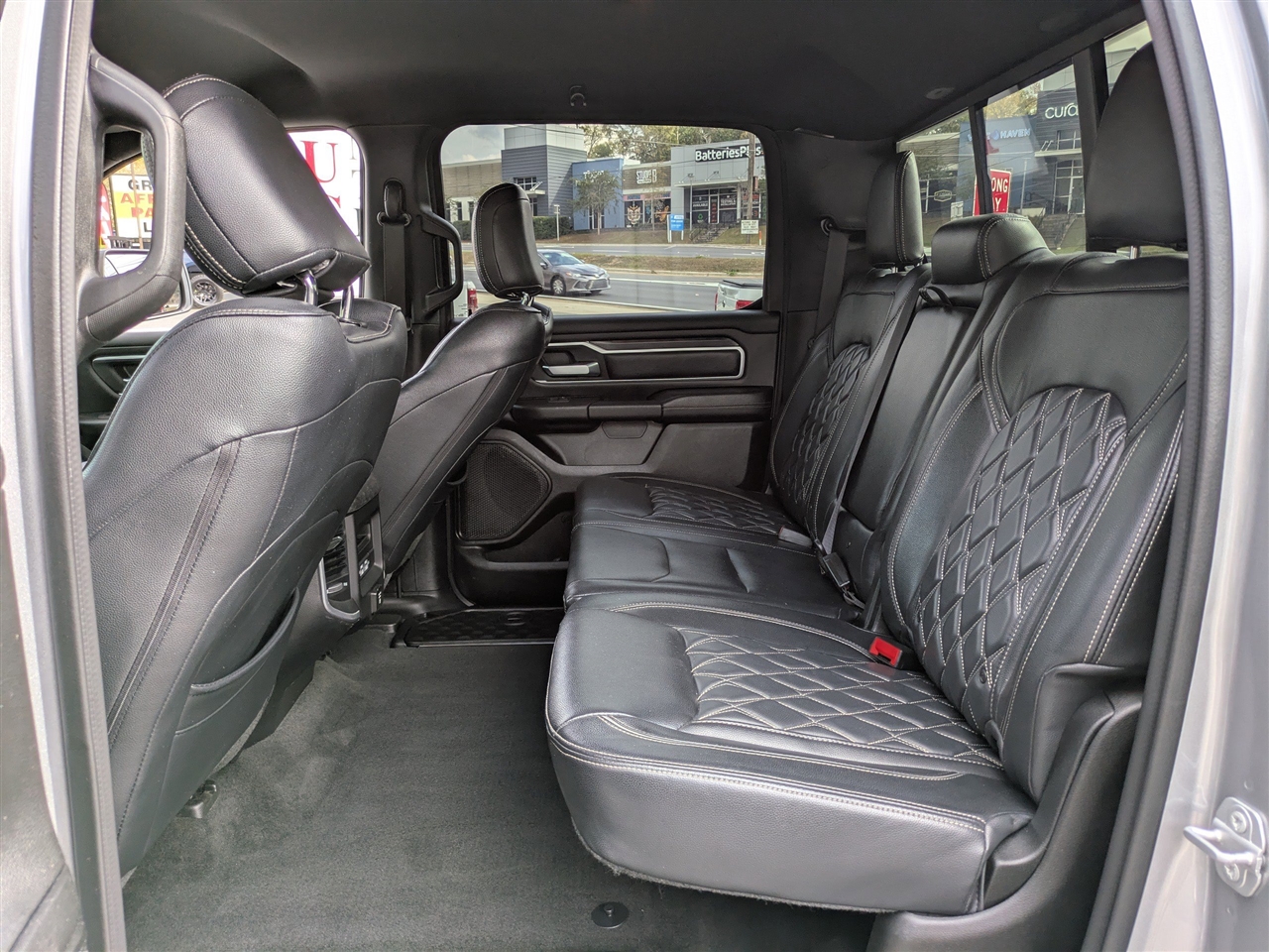 RAM 1500 Big Horn Crew Cab SWB 2WD 2022