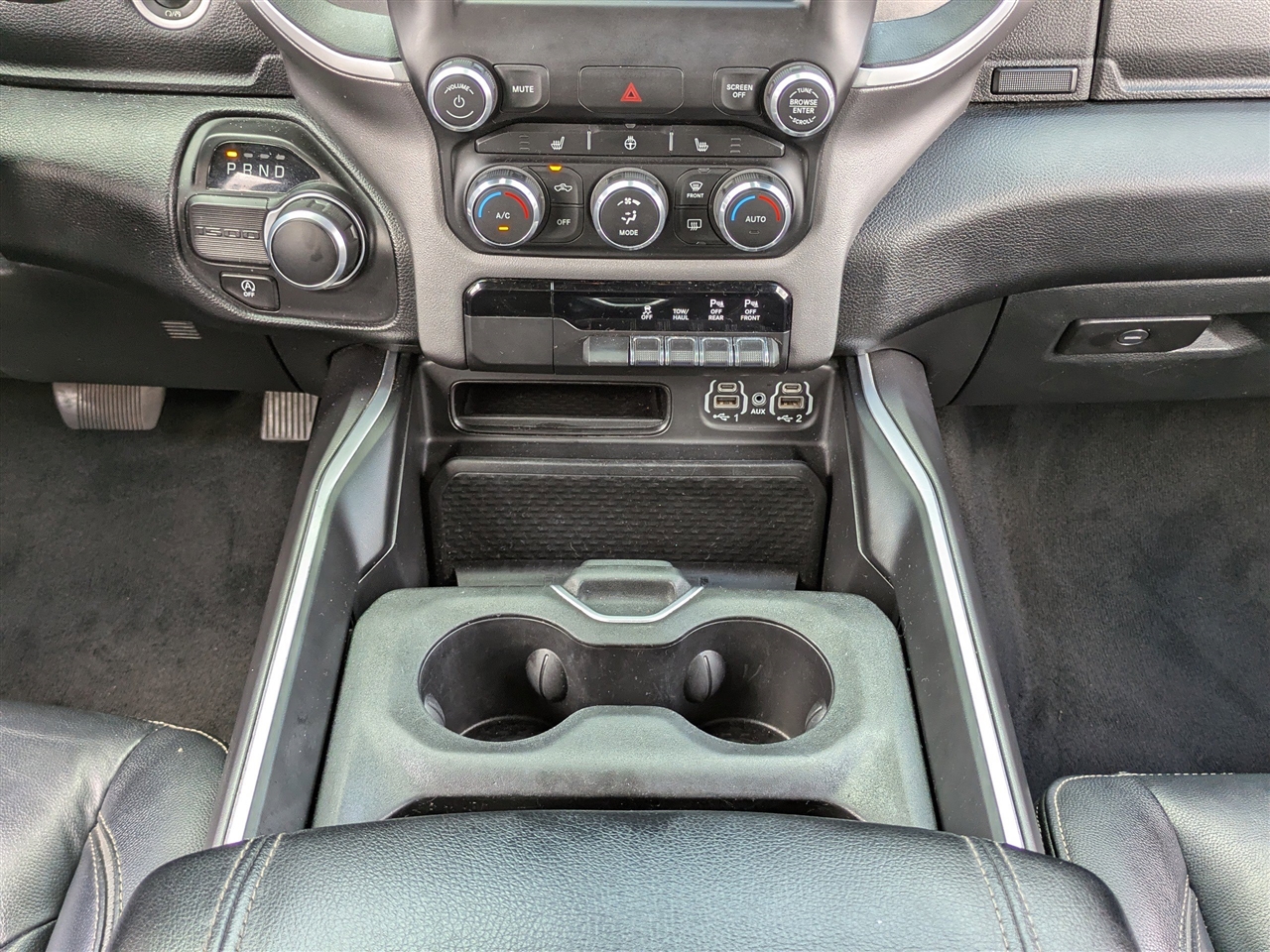 RAM 1500 Big Horn Crew Cab SWB 2WD 2022