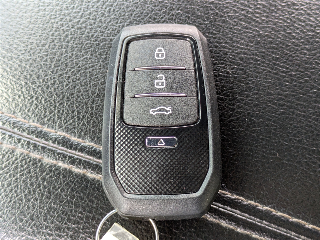 RAM 1500 Big Horn Crew Cab SWB 2WD 2022