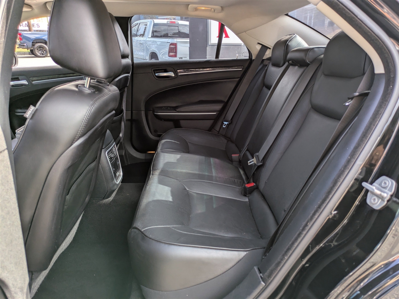 Chrysler 300 Limited RWD 2020