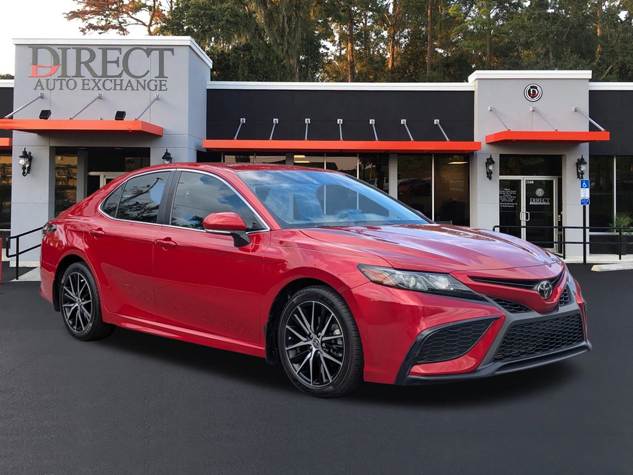 Toyota Camry SE 2022