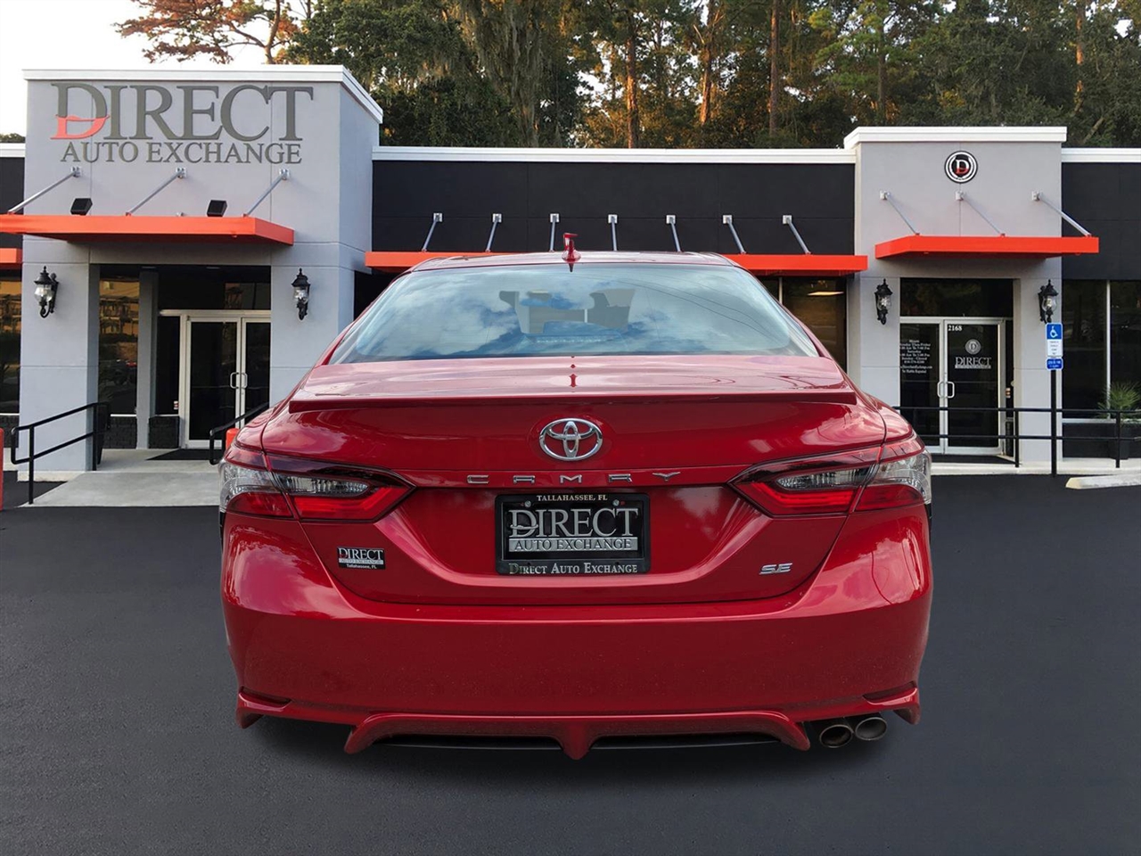 Toyota Camry SE 2022