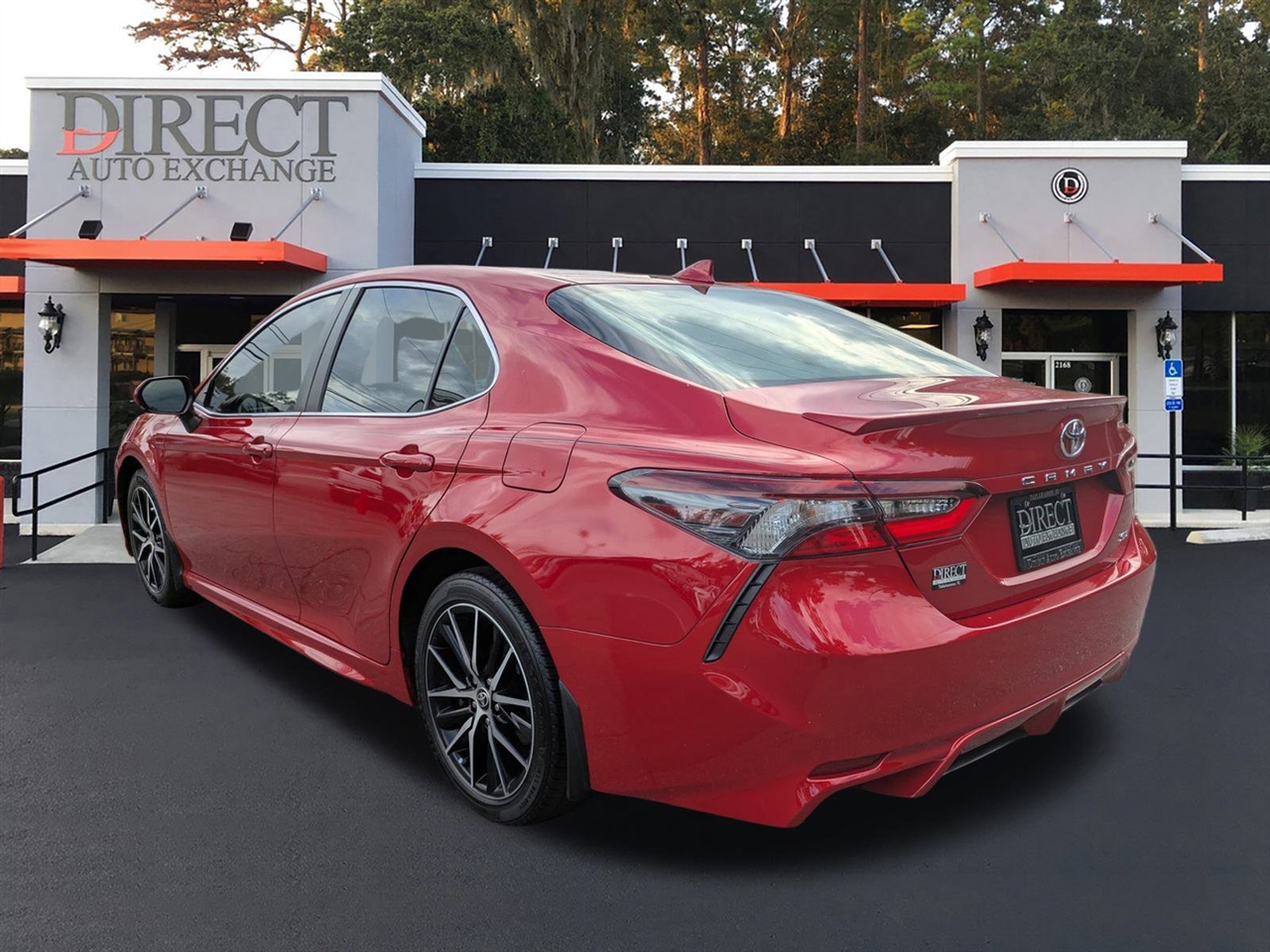 Toyota Camry SE 2022