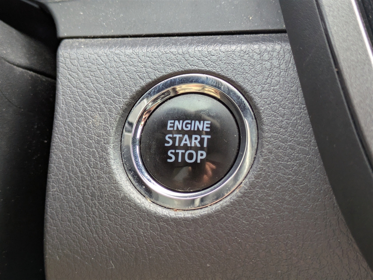 Toyota Camry SE 2022