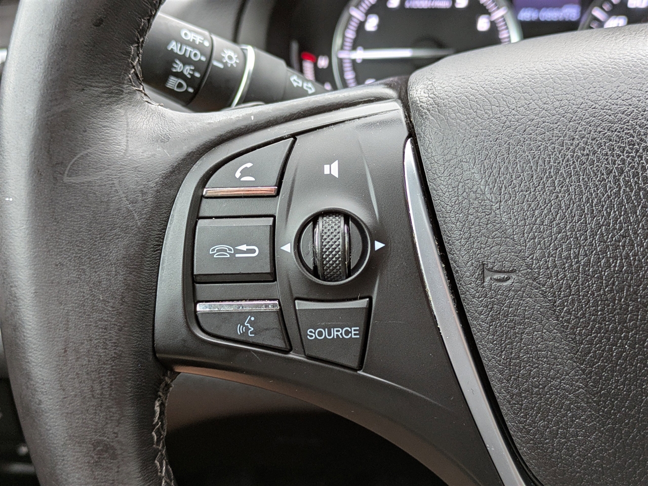 Acura TLX 8-Spd DCT 2015