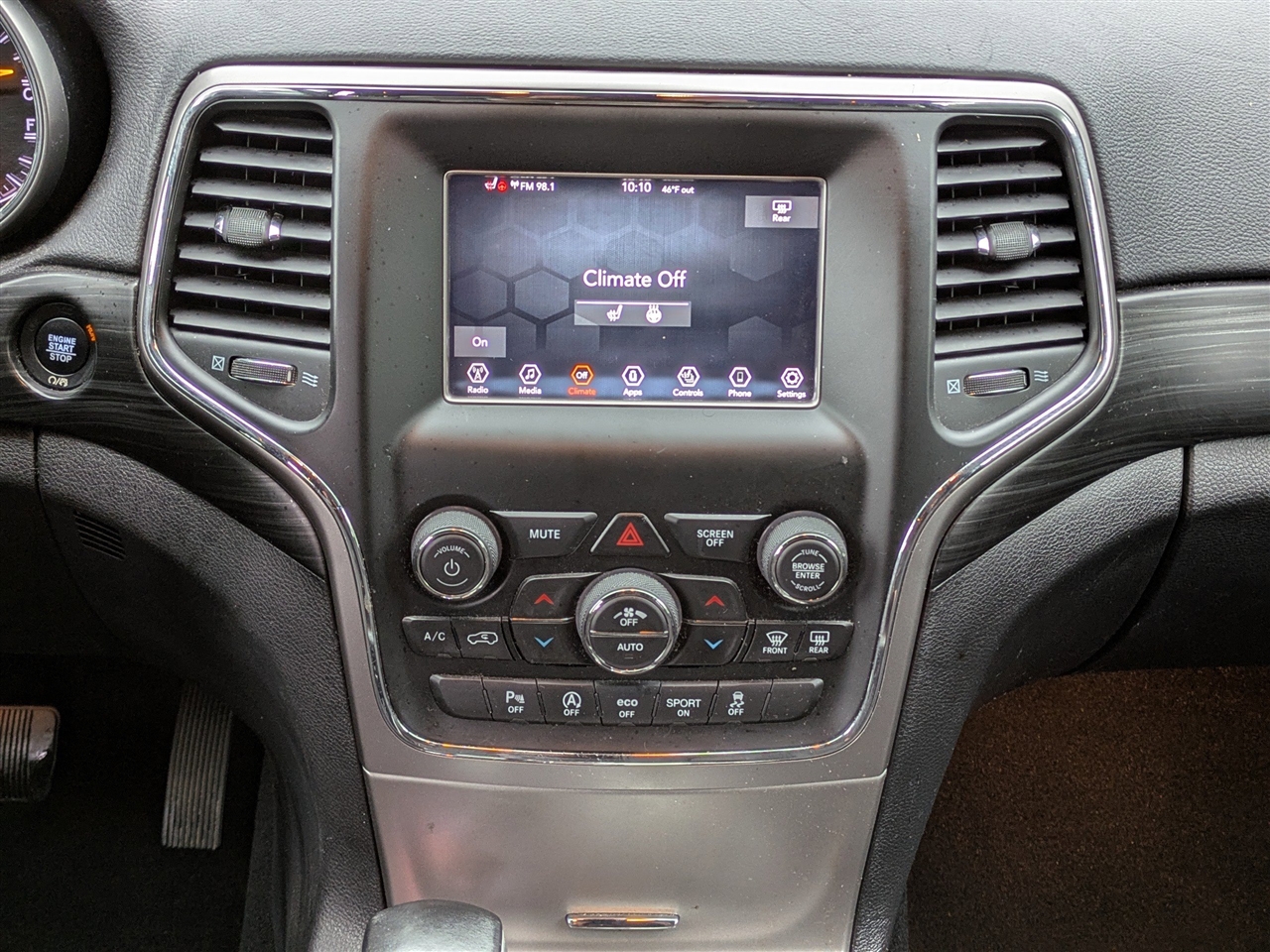 Jeep Grand Cherokee Laredo 4WD 2019