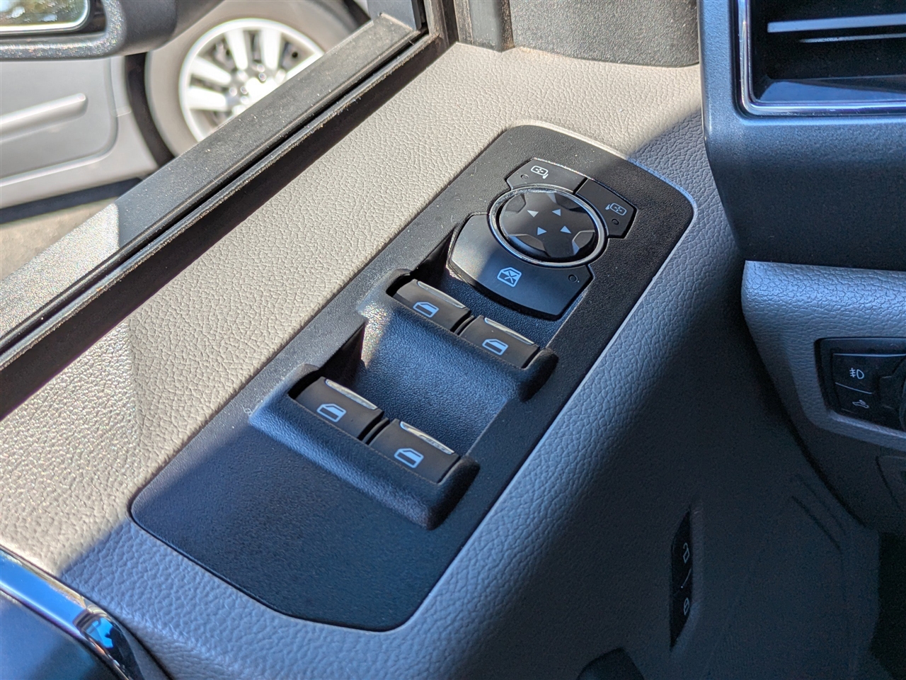 Ford F-150 XLT SuperCrew 6.5-ft. Bed 2WD 2017