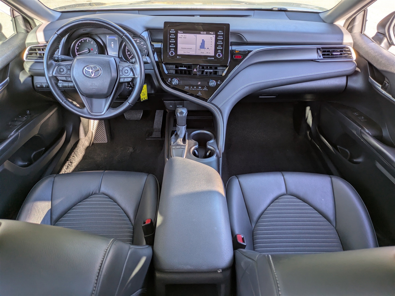 Toyota Camry SE 2023