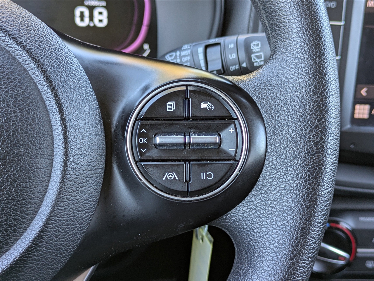 Kia Soul LX CVT 2024