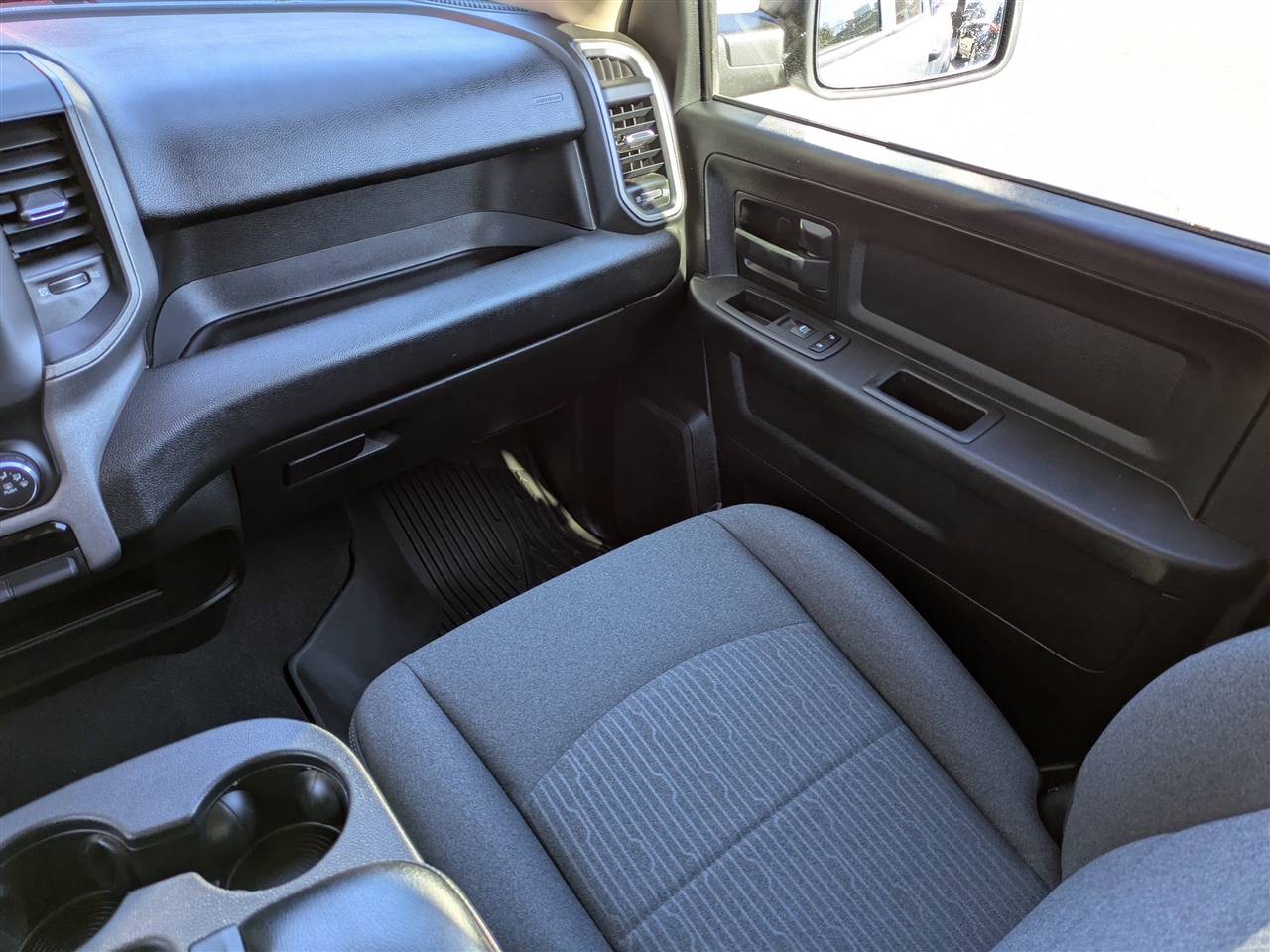 RAM 2500 Tradesman Crew Cab SWB 4WD 2020