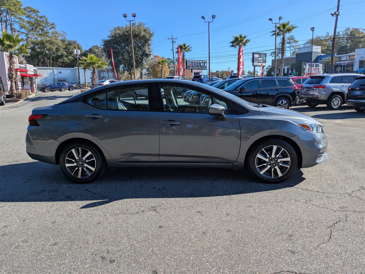 Nissan Versa SV 2021