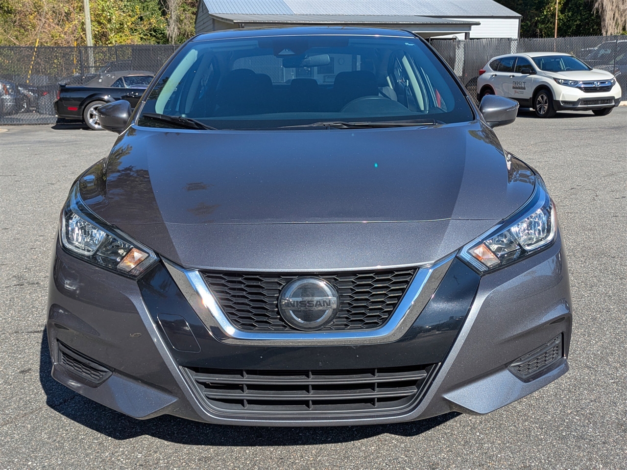 Nissan Versa SV 2021