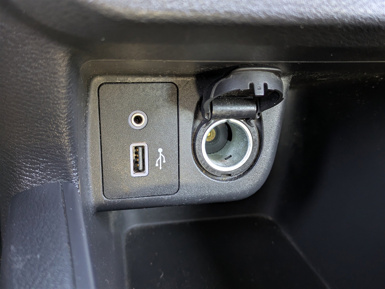 Nissan Versa SV 2021