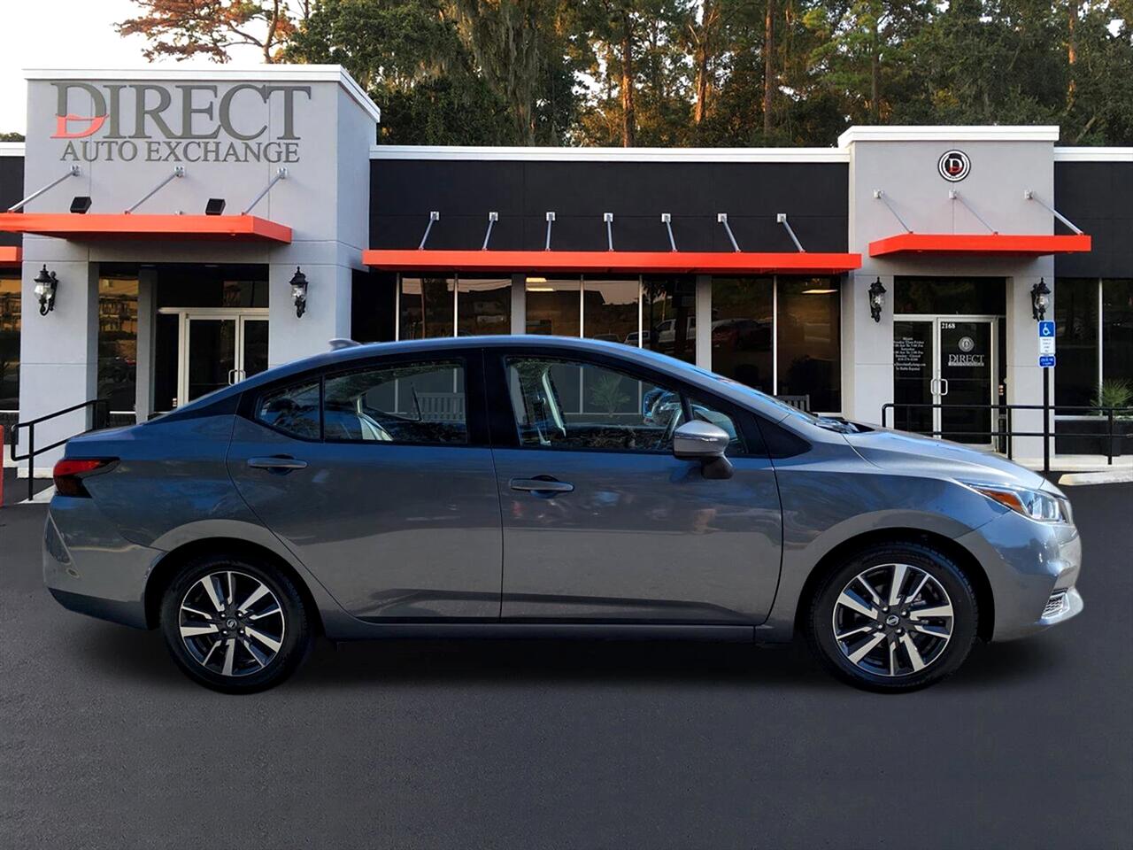 Nissan Versa SV 2021