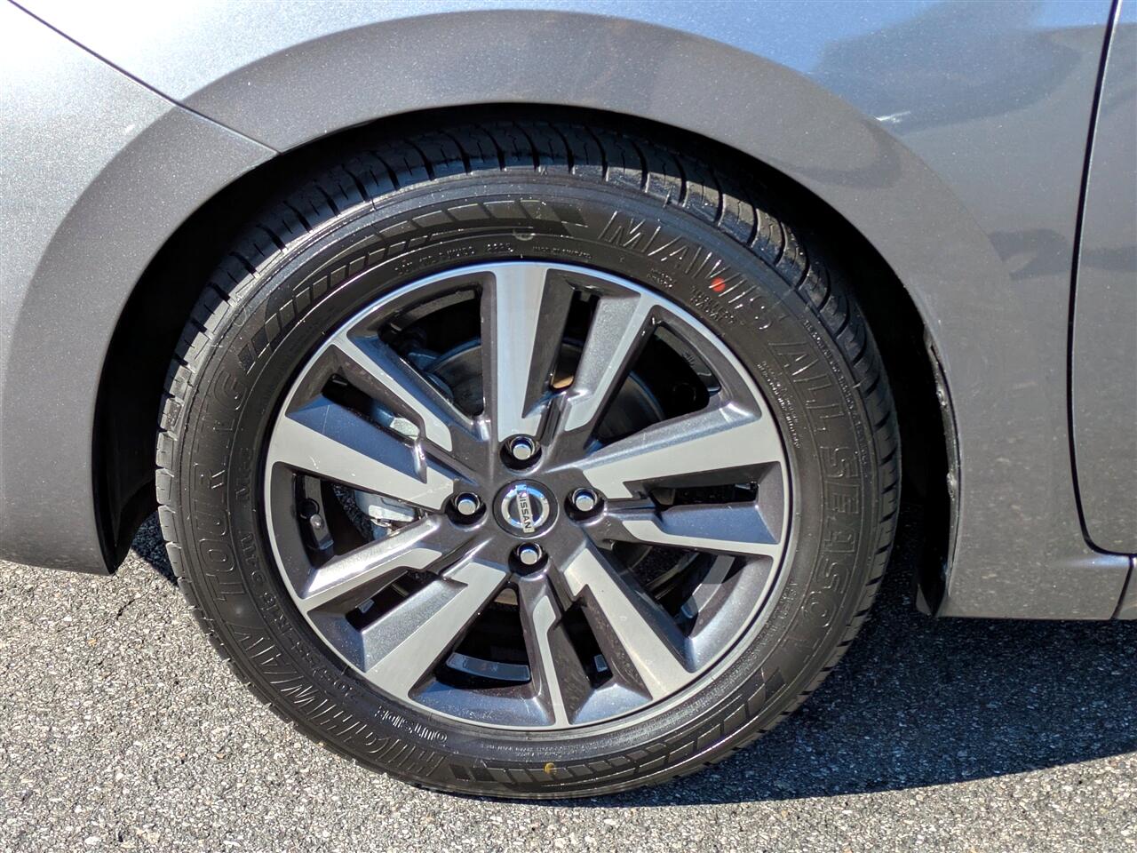 Nissan Versa SV 2021