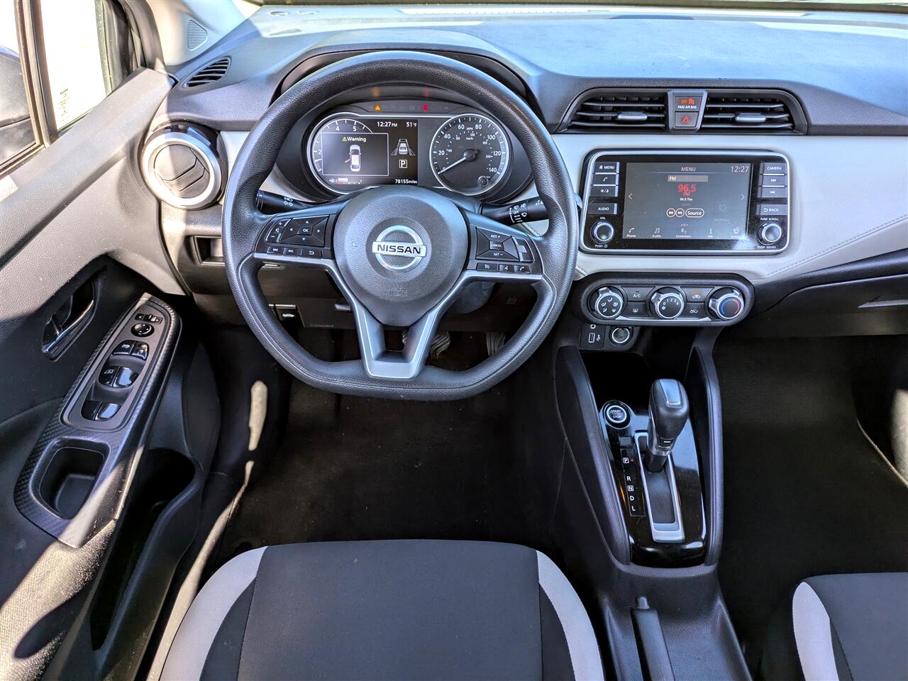 Nissan Versa SV 2021