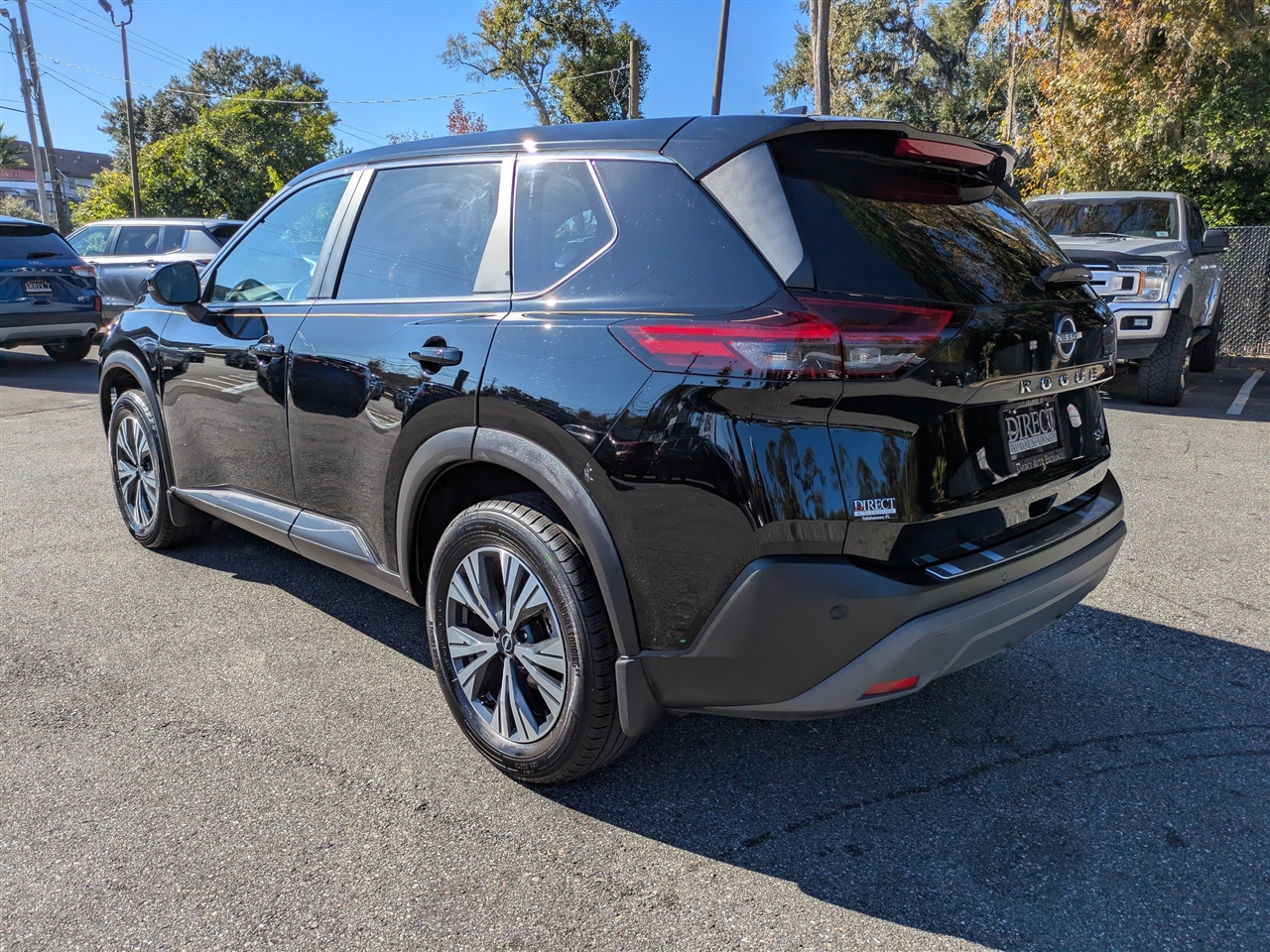 Nissan Rogue SV 2022
