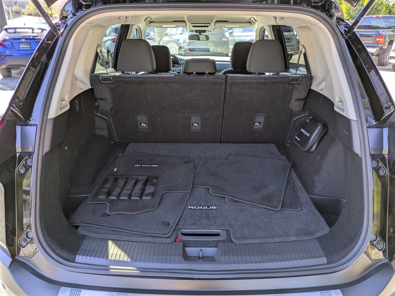 Nissan Rogue SV 2022