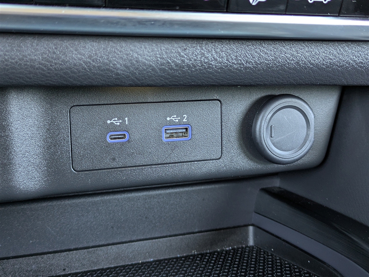 Nissan Rogue SV 2022