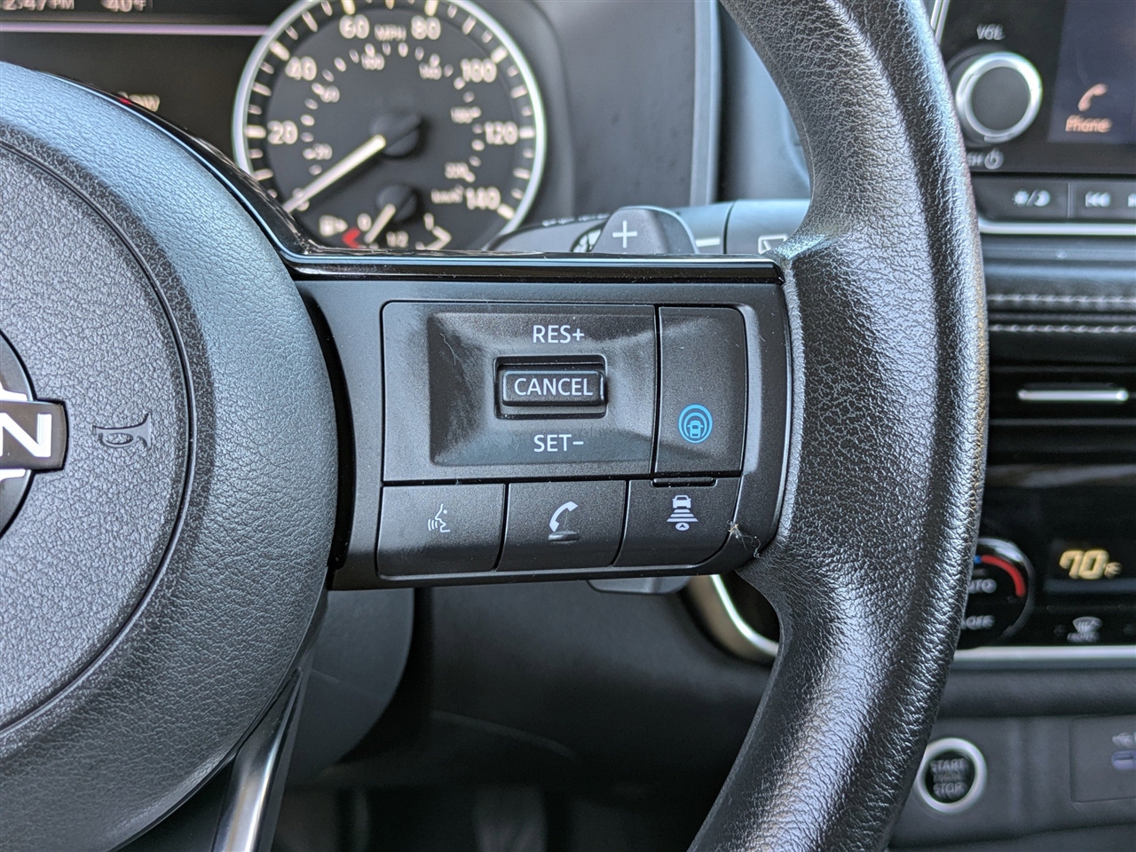 Nissan Rogue SV 2022