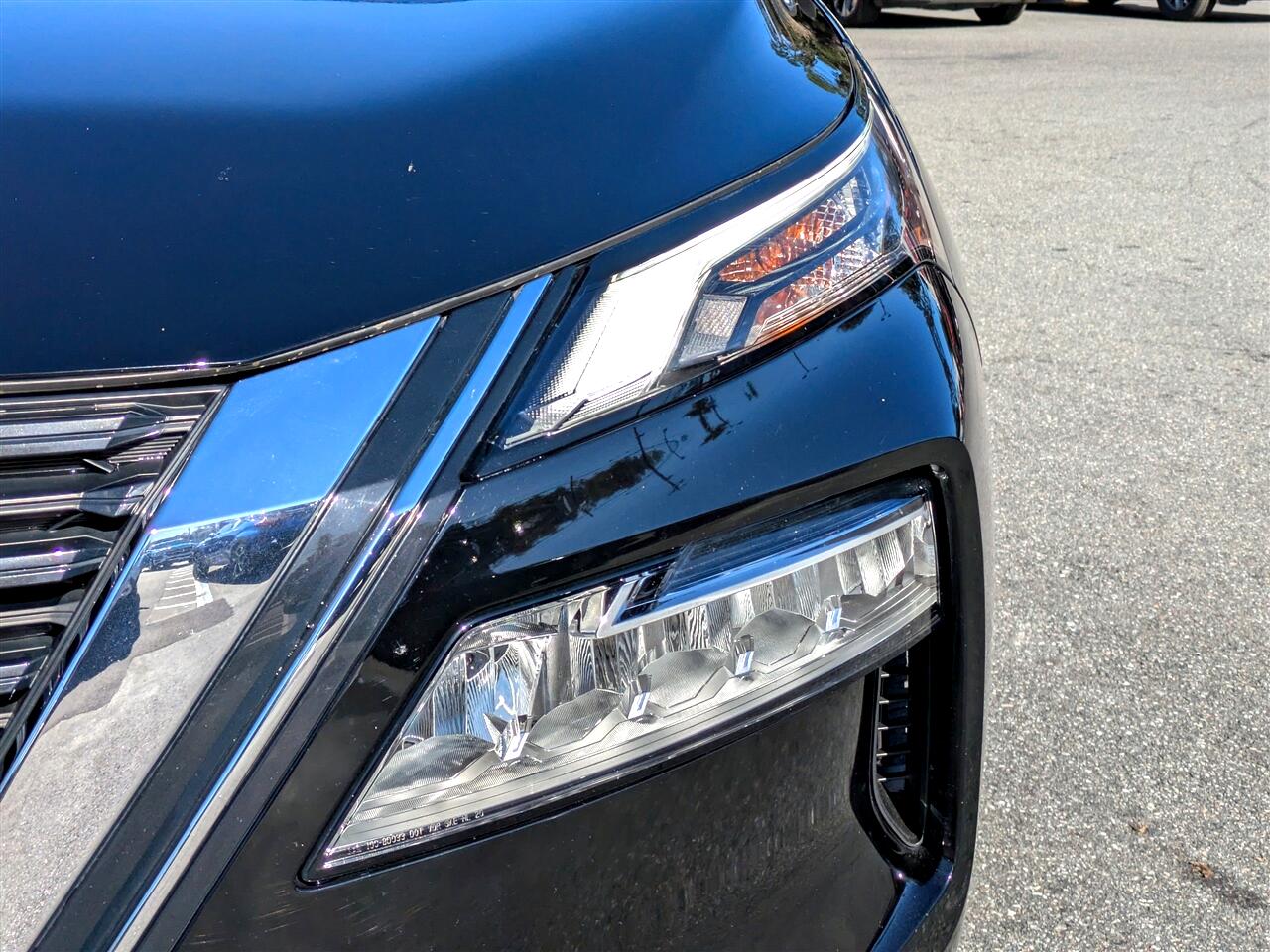 Nissan Rogue SV 2022