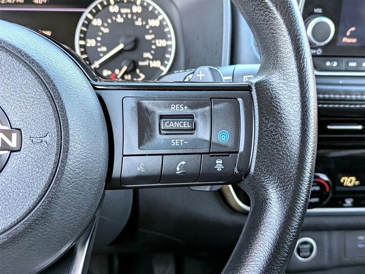 Nissan Rogue SV 2022