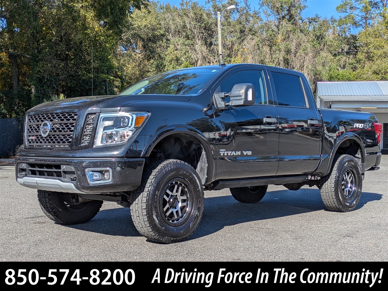 2019 Nissan Titan PRO-4X Crew Cab 4WD