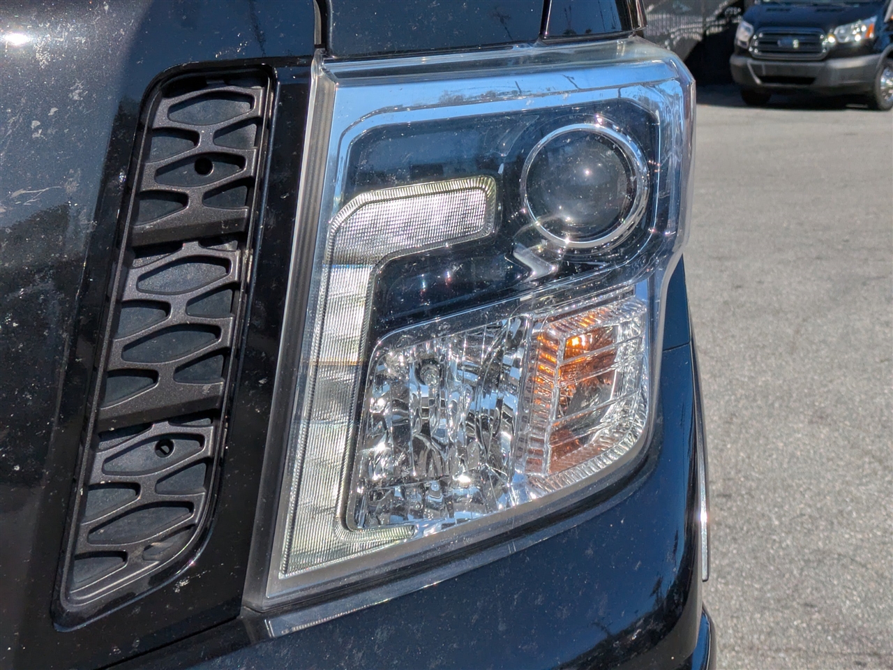 Nissan Titan PRO-4X Crew Cab 4WD 2019