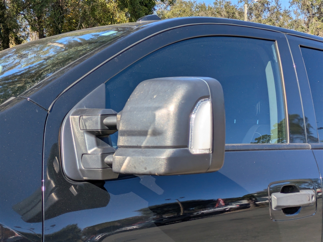 Nissan Titan PRO-4X Crew Cab 4WD 2019