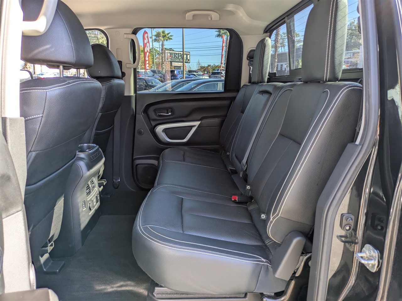 Nissan Titan PRO-4X Crew Cab 4WD 2019