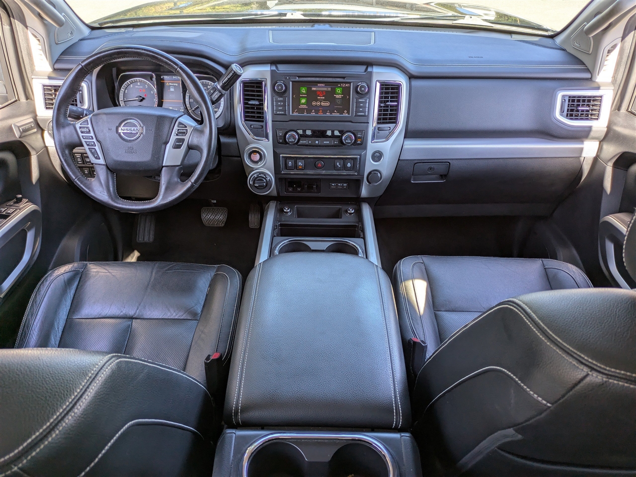 Nissan Titan PRO-4X Crew Cab 4WD 2019