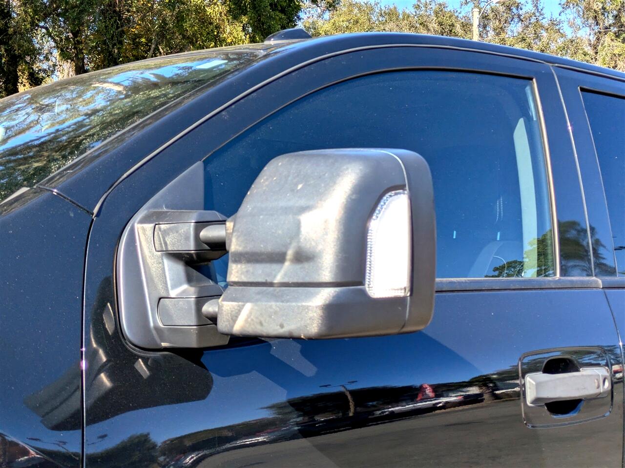 Nissan Titan PRO-4X Crew Cab 4WD 2019