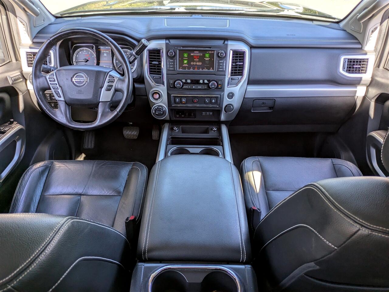 Nissan Titan PRO-4X Crew Cab 4WD 2019