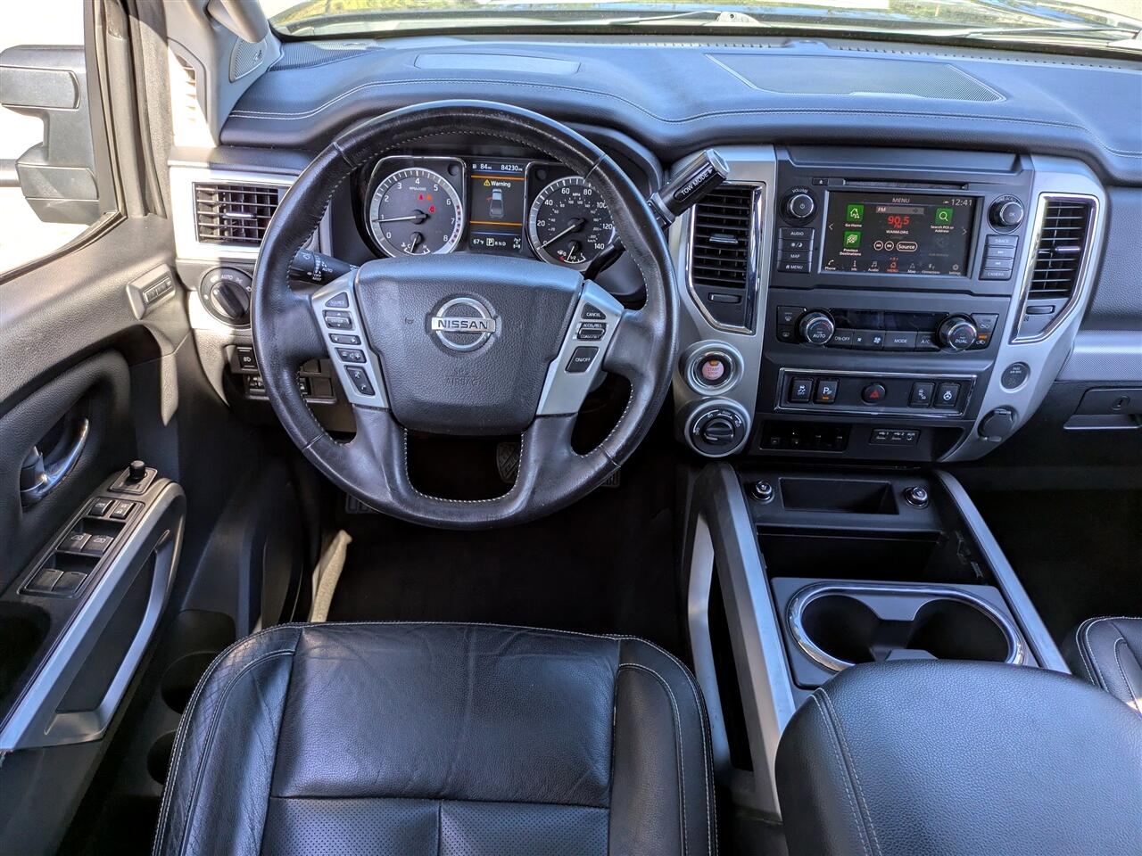 Nissan Titan PRO-4X Crew Cab 4WD 2019