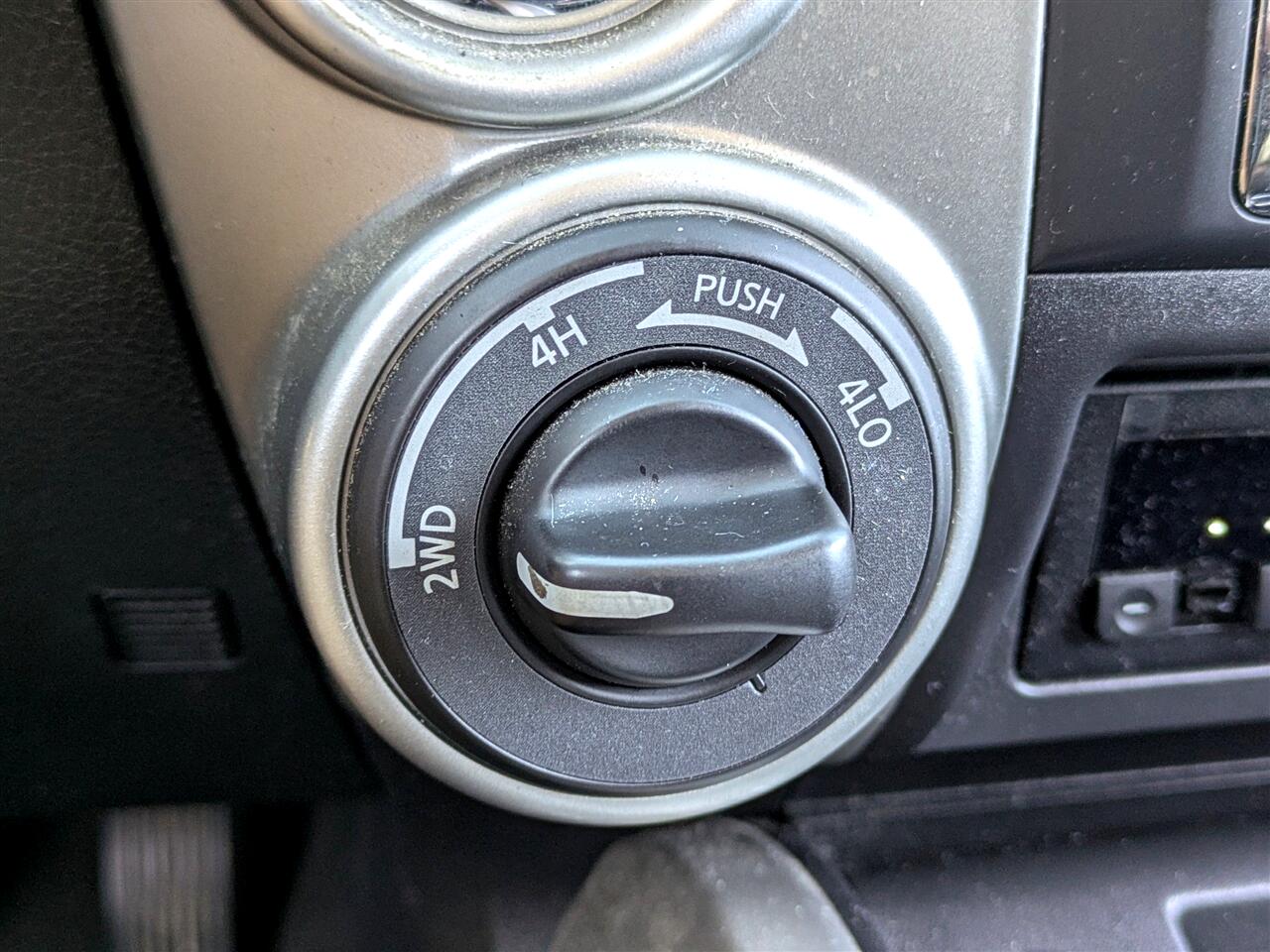 Nissan Titan PRO-4X Crew Cab 4WD 2019