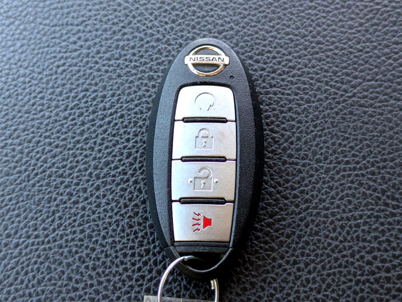 Nissan Titan PRO-4X Crew Cab 4WD 2019